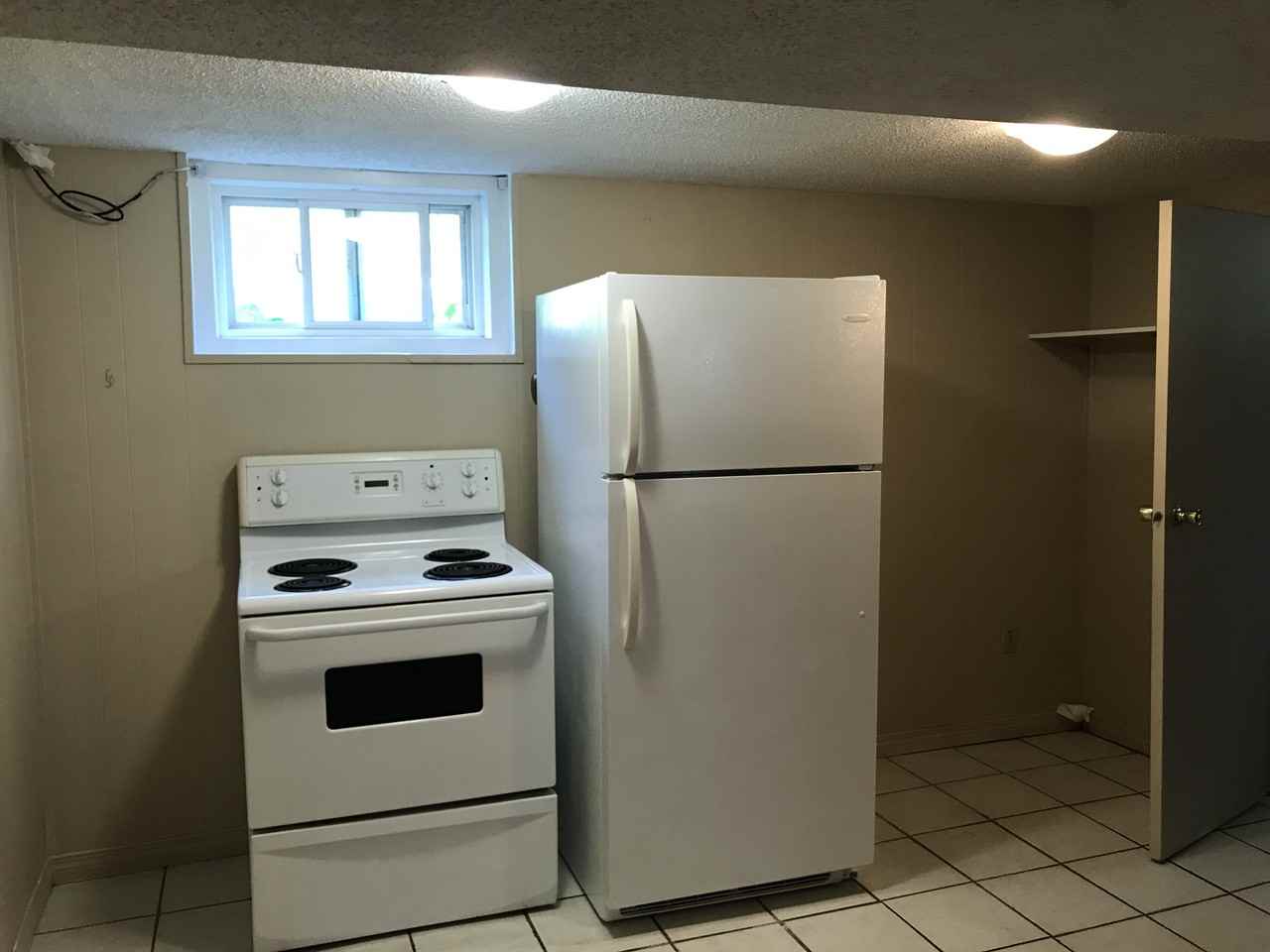 82 Mission Road Southwest - Photo 3 of 20