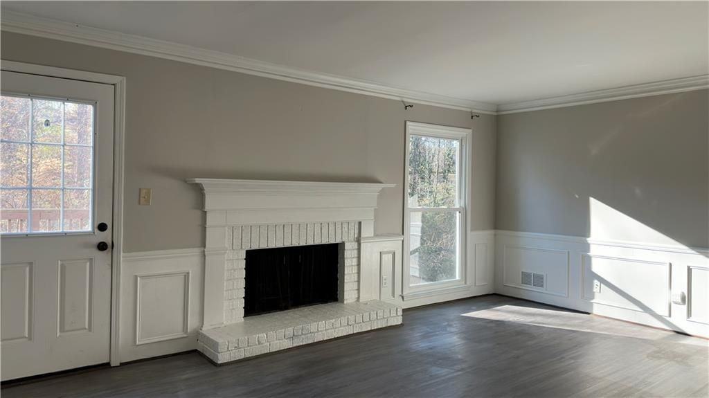 1645 Bill Murdock Rd - Photo 3 of 20