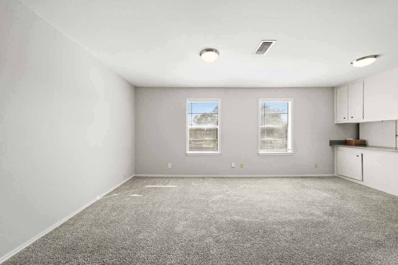 7357 1/2 Brace St - Photo 4 of 12