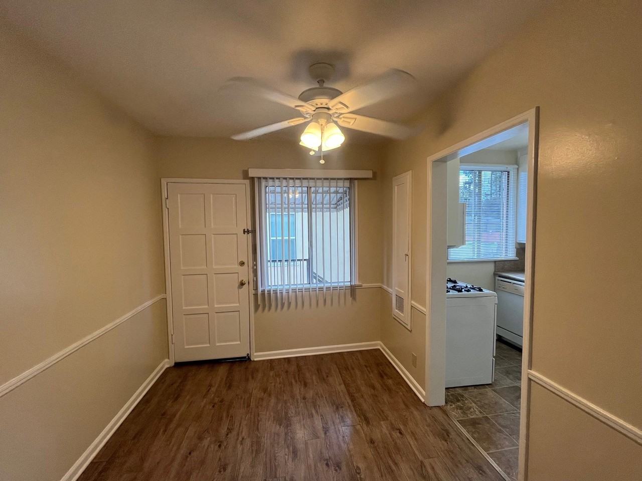 N. Kenwood - Photo 5 of 24