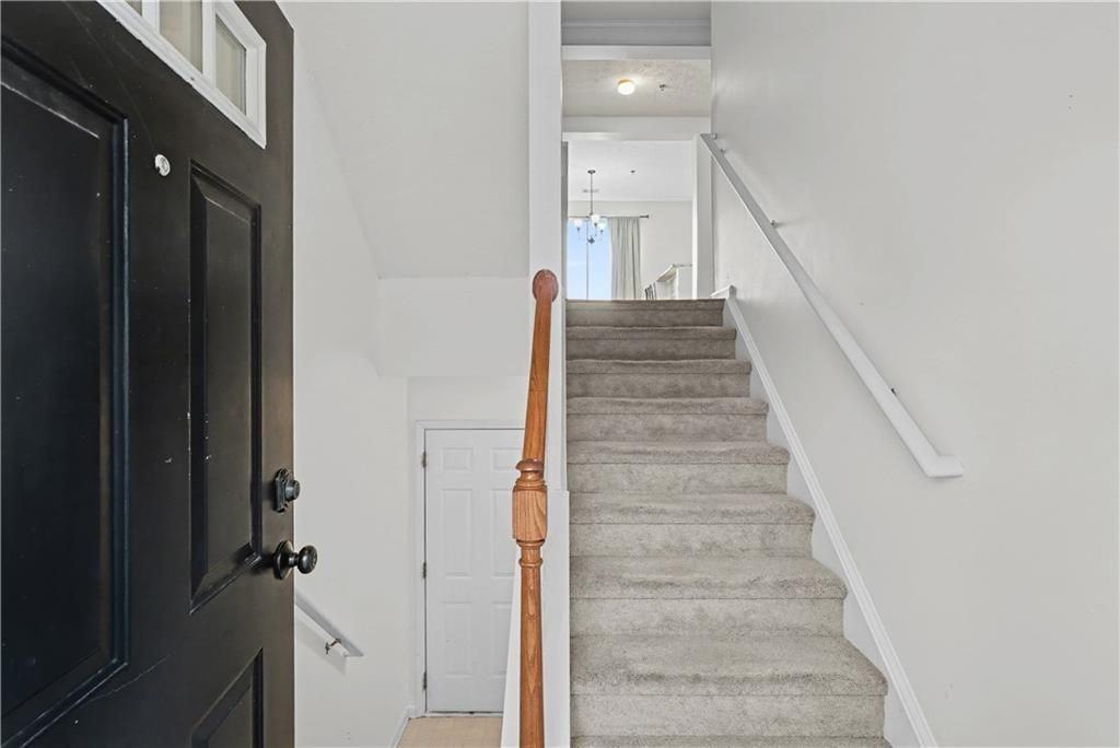 102 Weatherstone Square Dr - Photo 3 of 30