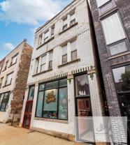 944 N Damen Ave - Photo 1 of 1