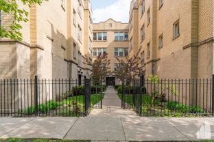 4101 N Sacramento Ave - Photo 1 of 1