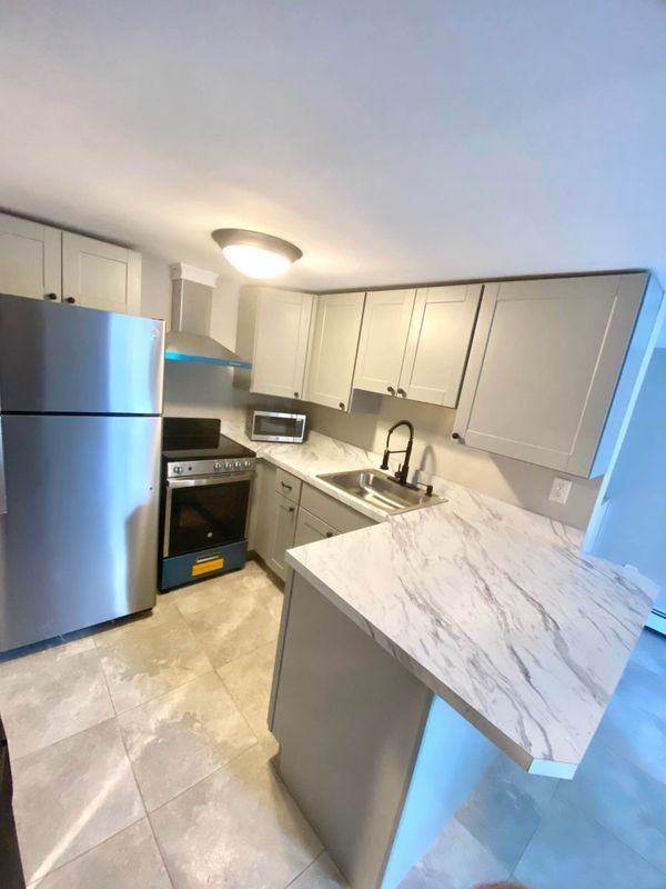 306 Sound Beach Blvd - Photo 5 of 8