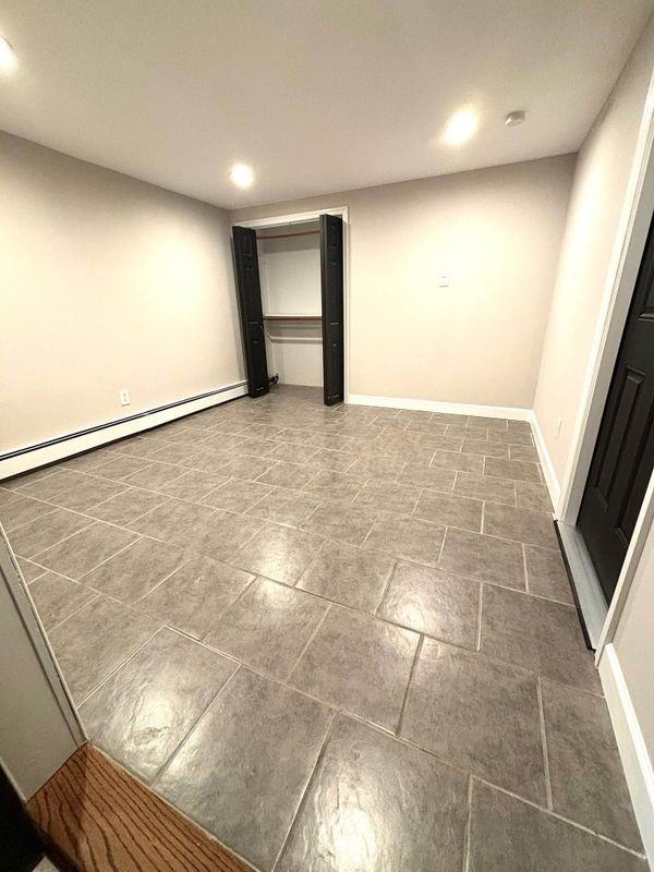 306 Sound Beach Blvd - Photo 7 of 8