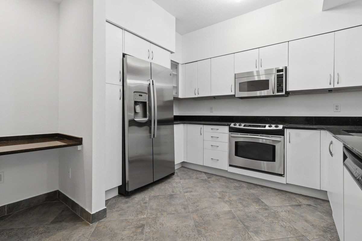 233S S Federal Hwy ##208 - Photo 2 of 11