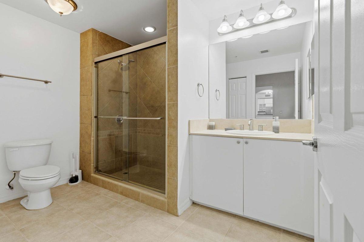 233S S Federal Hwy ##208 - Photo 3 of 11