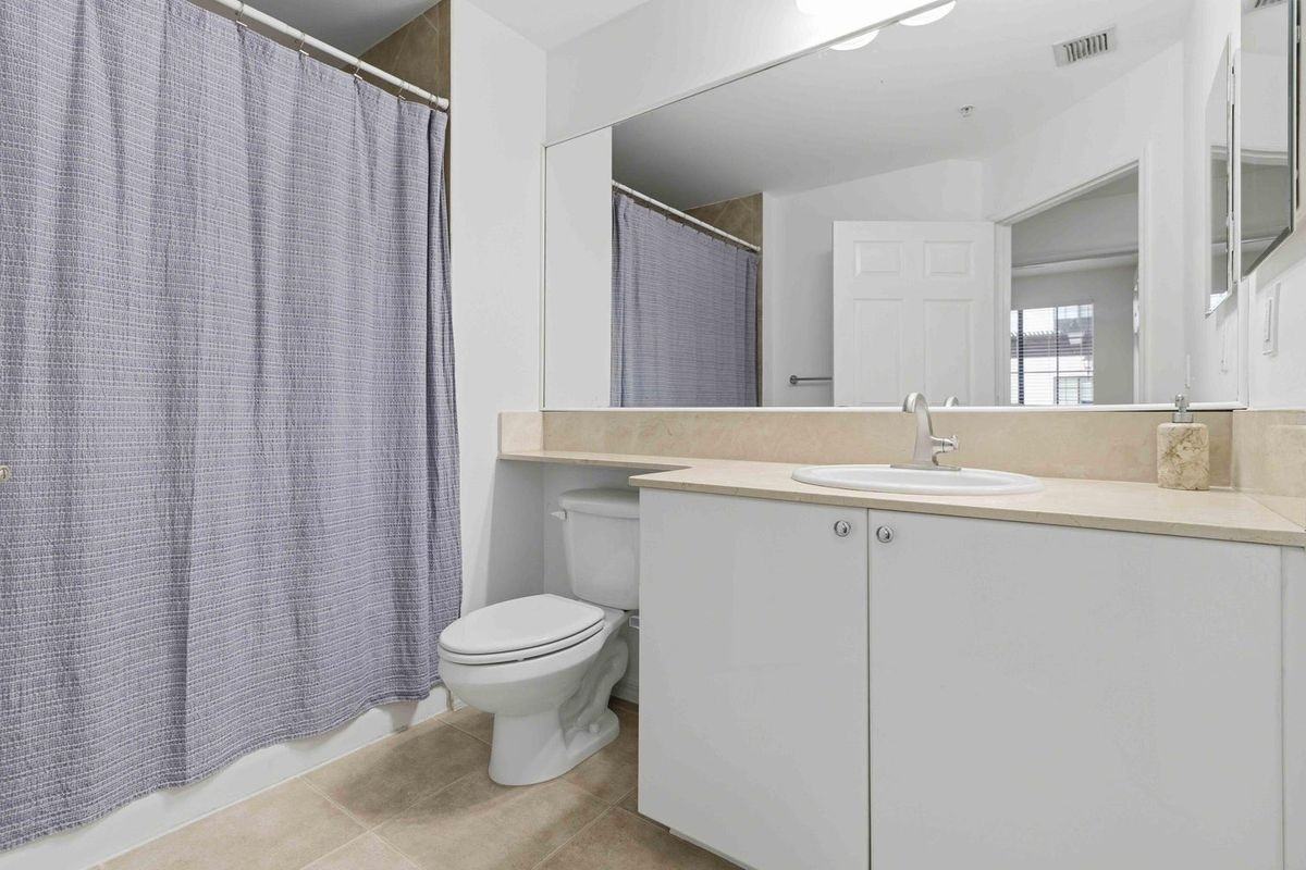 233S S Federal Hwy ##208 - Photo 4 of 11