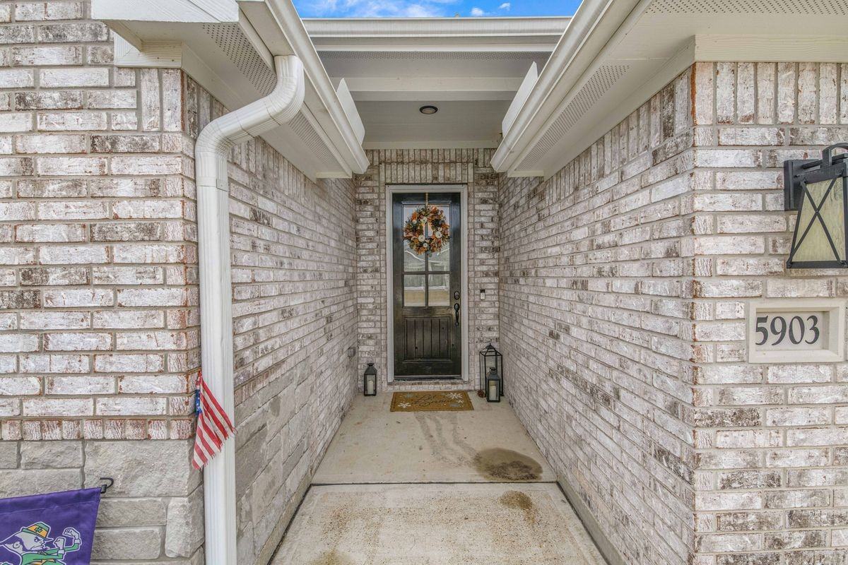 5903 Eldora Dr - Photo 2 of 17