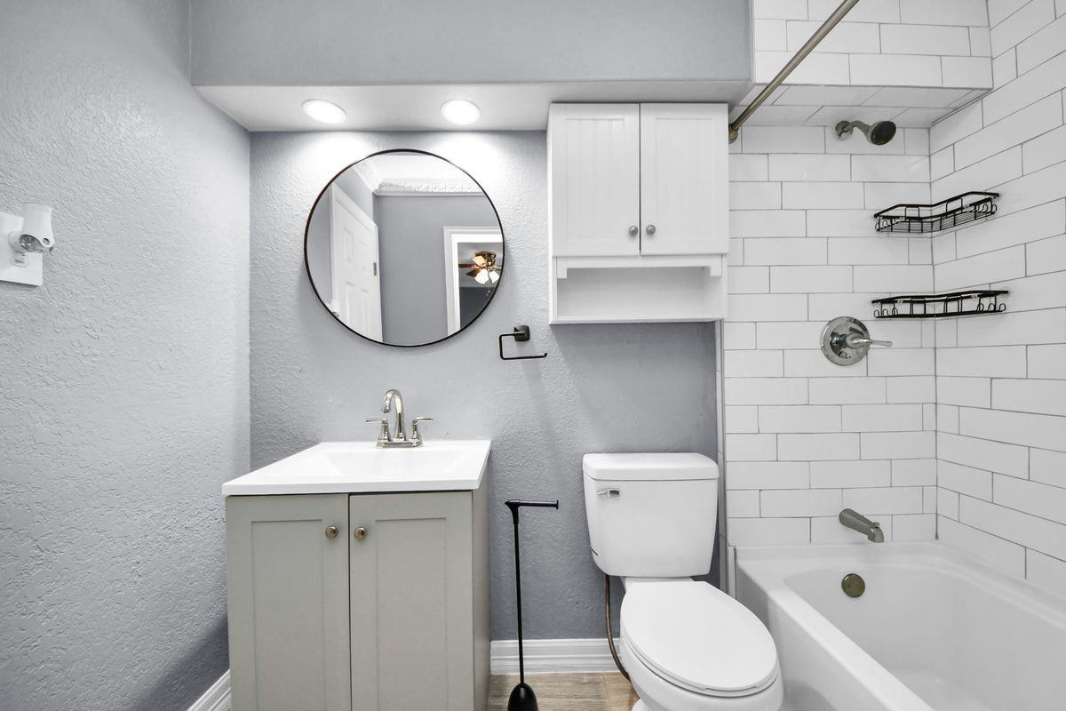 1529 Wirt Rd ##7 - Photo 4 of 30