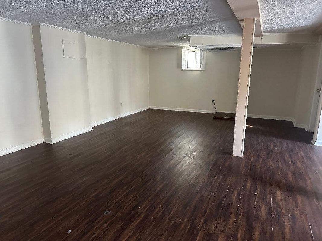 970 Long Crescent Dr - Photo 5 of 9