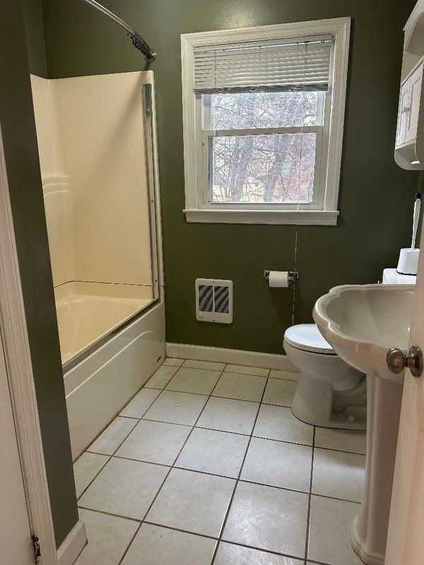 970 Long Crescent Dr - Photo 6 of 9