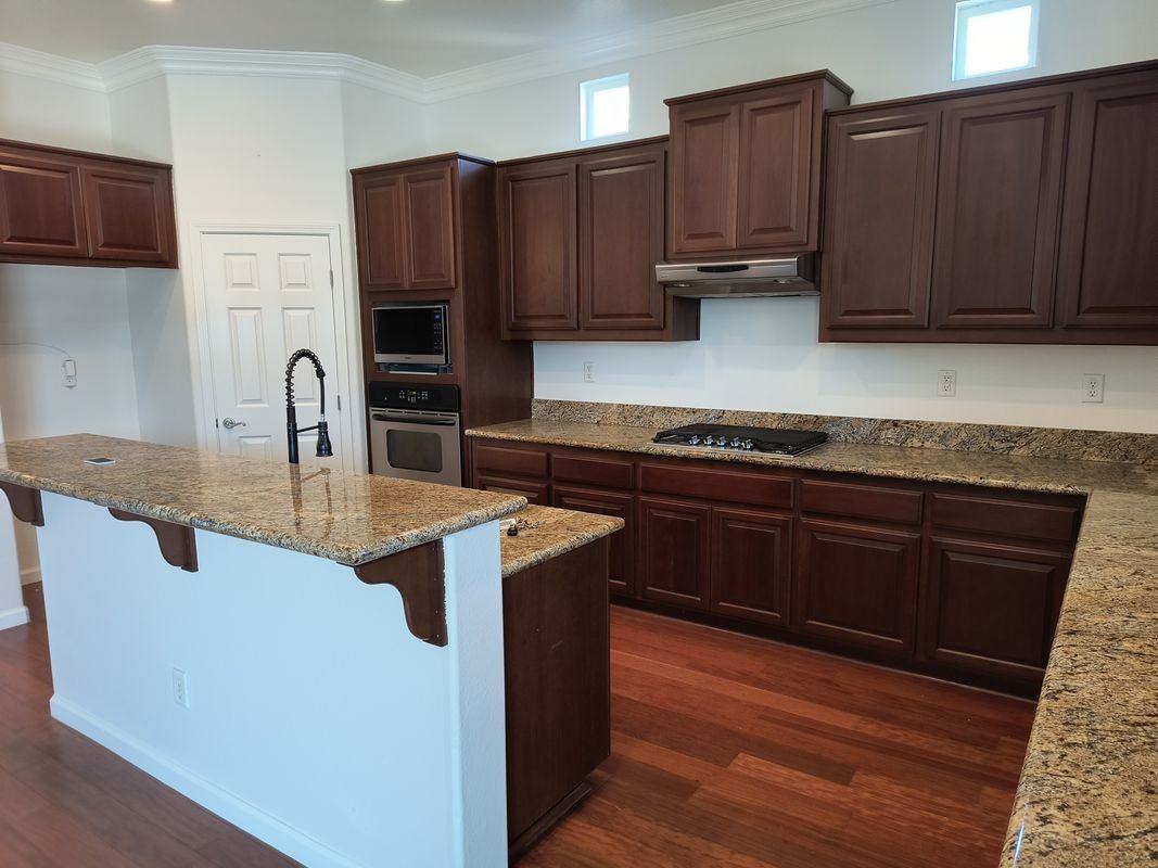 7200 Elvora Way - Photo 6 of 28