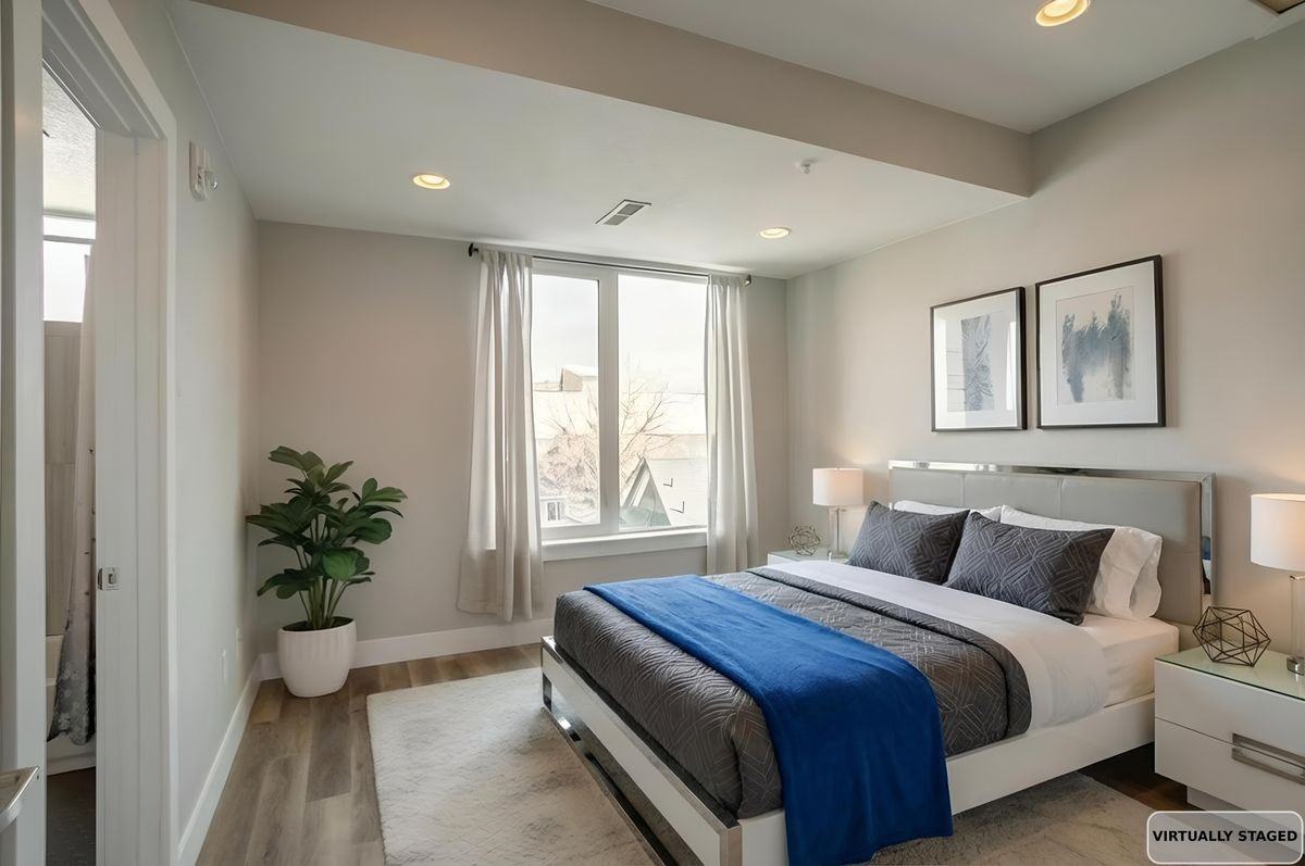 3810 Julian St - Photo 7 of 12