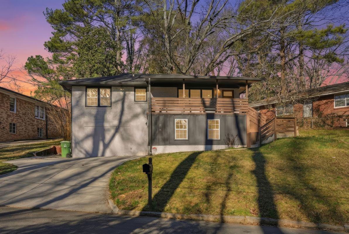 167 Rockmart Dr Sw - Photo 2 of 26