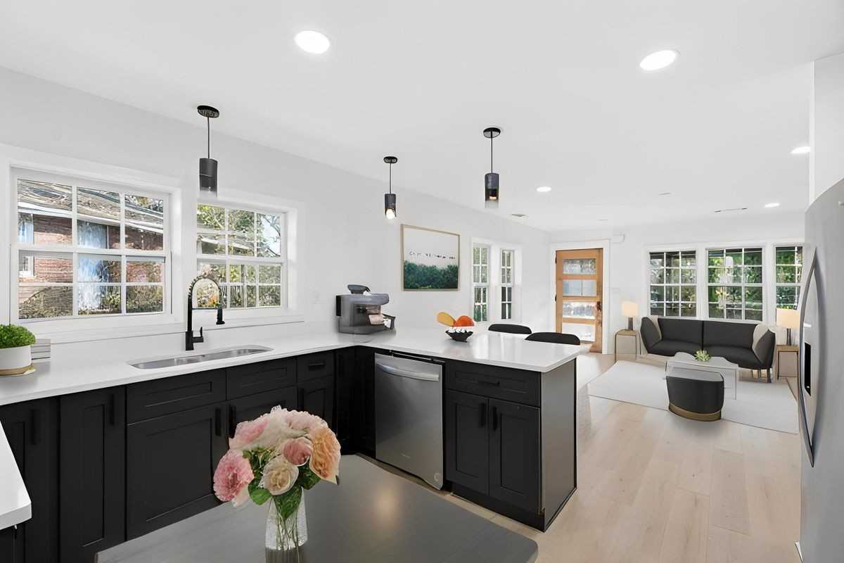 167 Rockmart Dr Sw - Photo 4 of 26