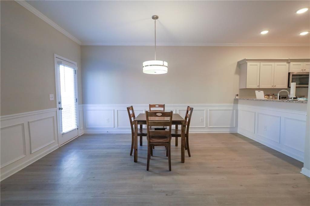 225 Eva Way Ne - Photo 3 of 17