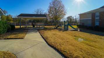 featured image of 3038 Miller St