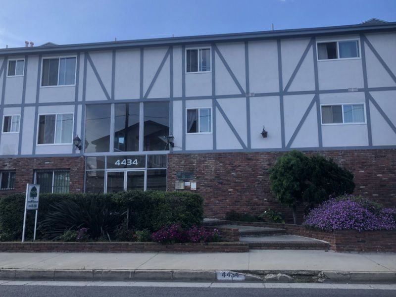 4434 W. 135th Street, - Photo 2 of 6