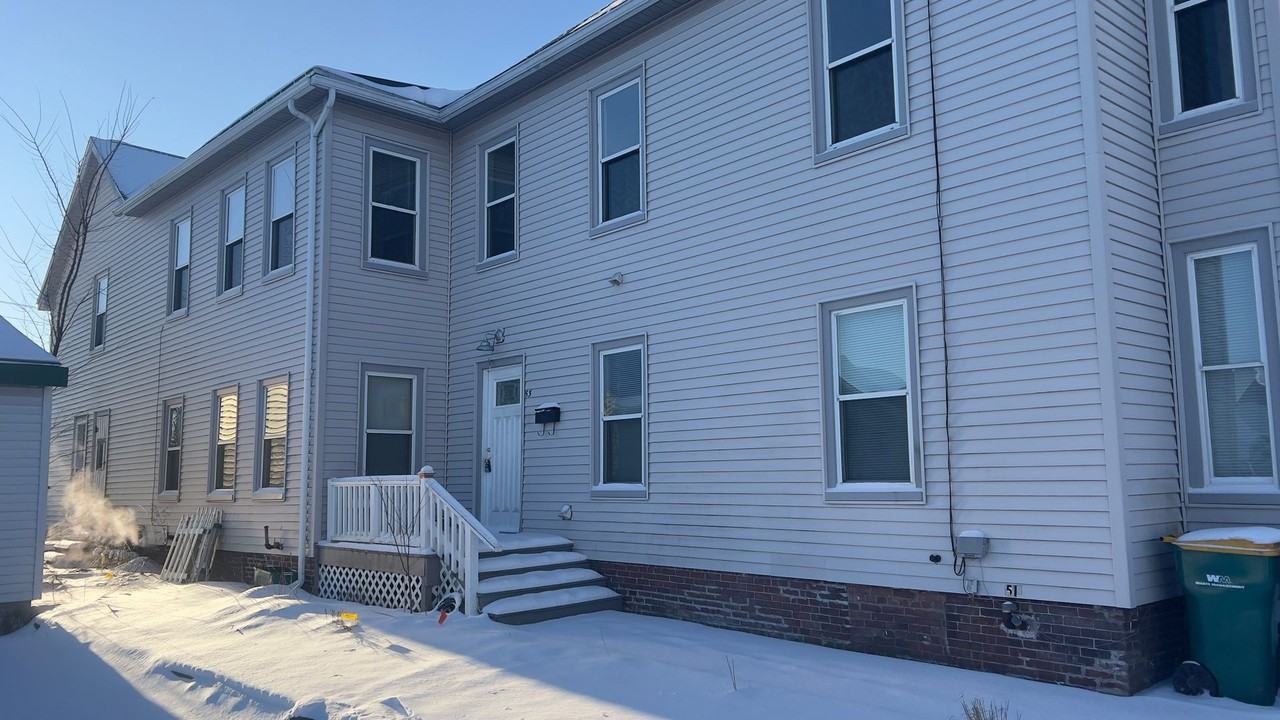 51 Summer St - Photo 2 of 19