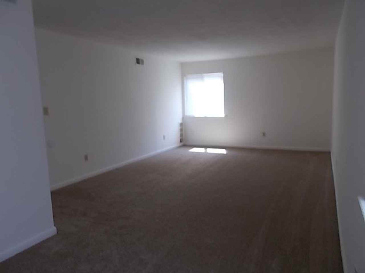 320 320 E. Mercury Blvd - 320 E. Mercury Blvd #80 - Photo 3 of 15