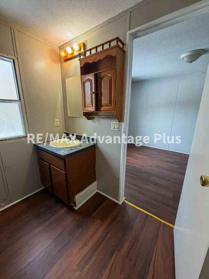 131 Ashley Estates Dr - Photo 2 of 16