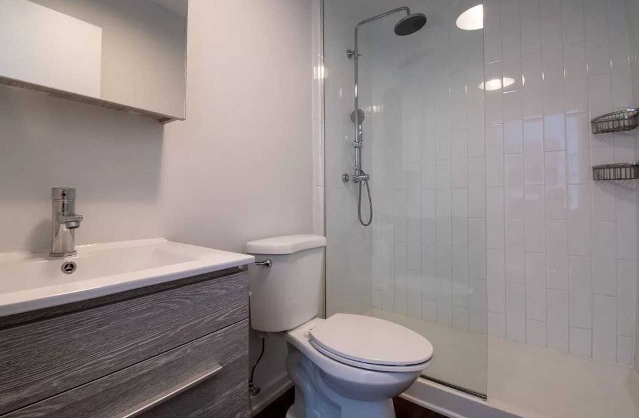 5051 N Kenmore Ave - Photo 7 of 36