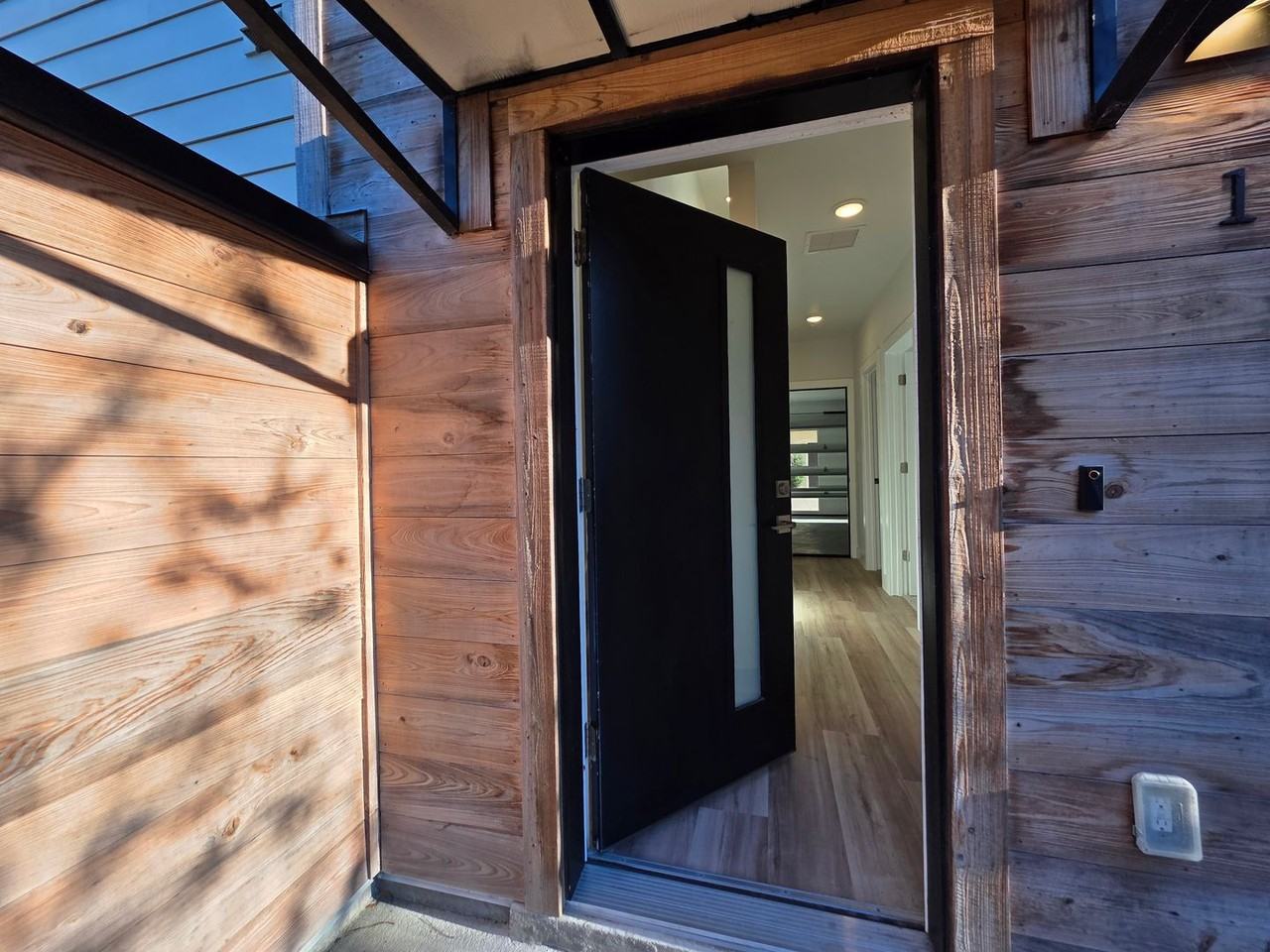 2601 Sw Williston Rd - Photo 5 of 40