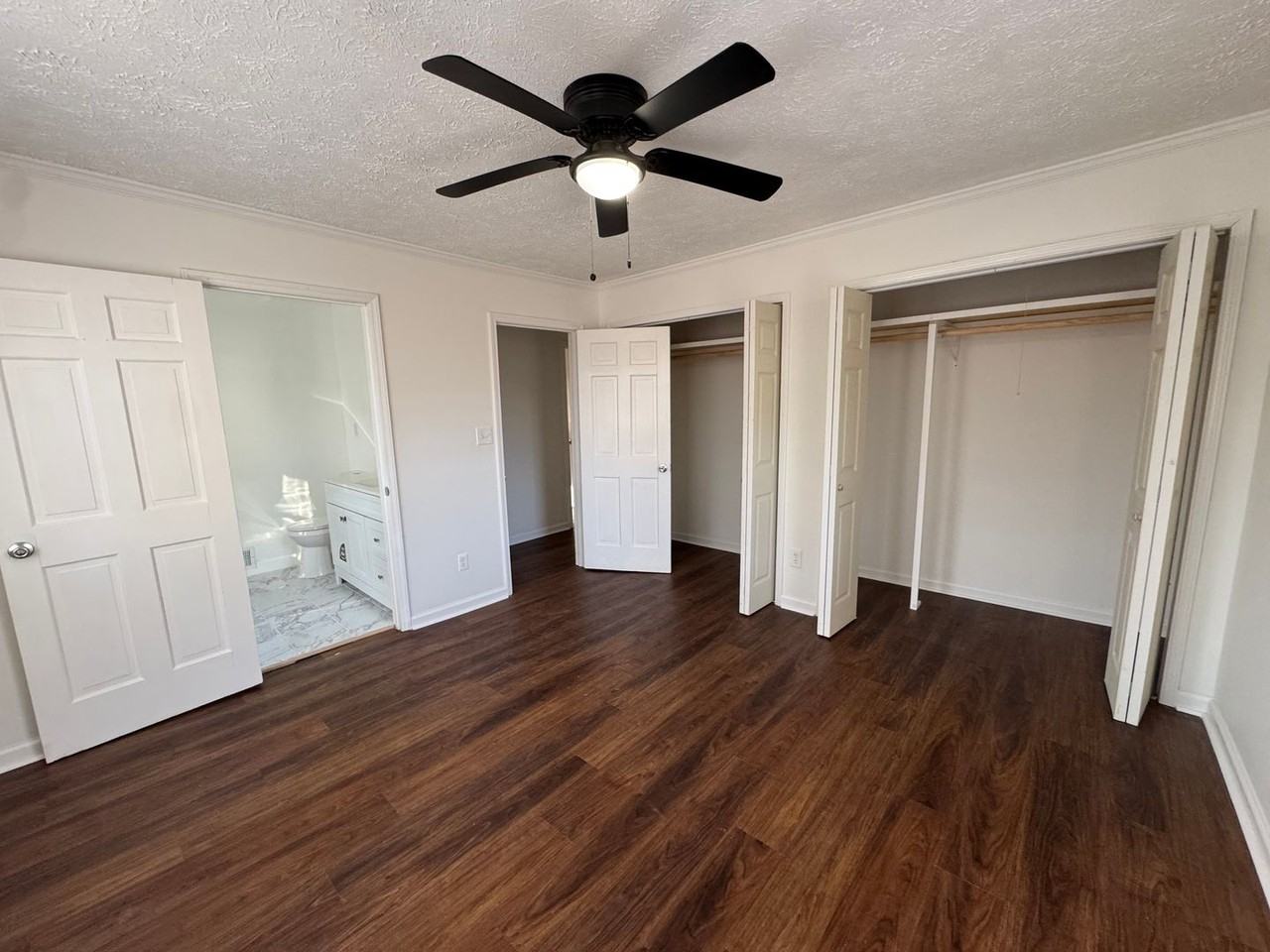 1972 Riverside Pkwy - Photo 7 of 14