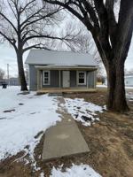 featured image of 801 801 to 804 N Wood ST - 801 N. State Street
