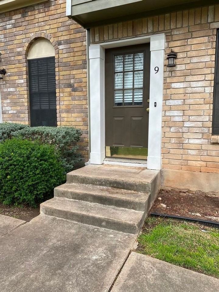 12325 Los Indios Trl #9 - Photo 3 of 30