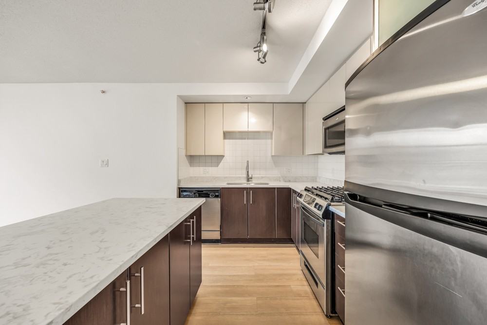 2289 Yukon Crescent #1908 - Photo 3 of 33