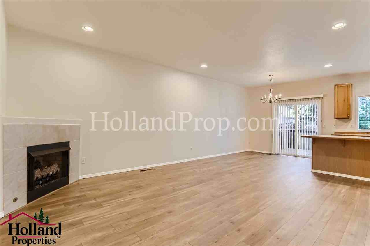 6126 Se Covington St - Photo 5 of 28