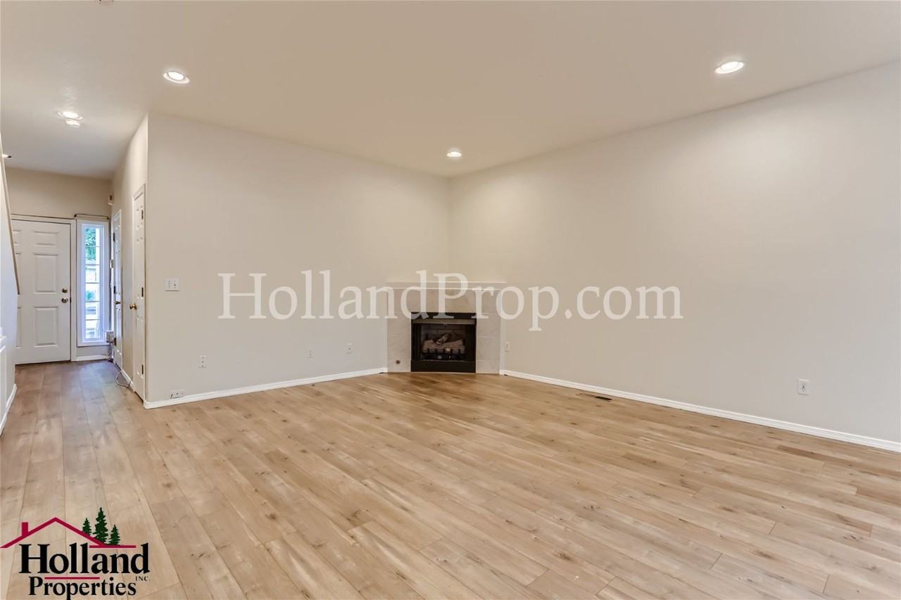 6126 Se Covington St - Photo 6 of 28