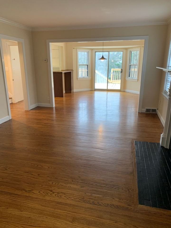 2546 Woodcreek Rd - Photo 2 of 13