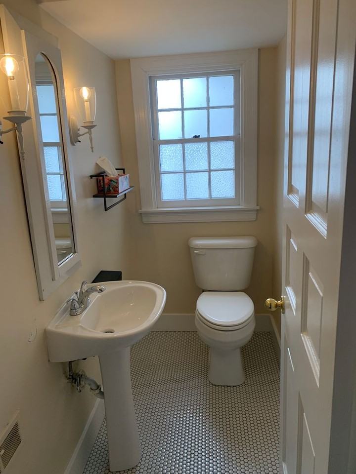 2546 Woodcreek Rd - Photo 7 of 13