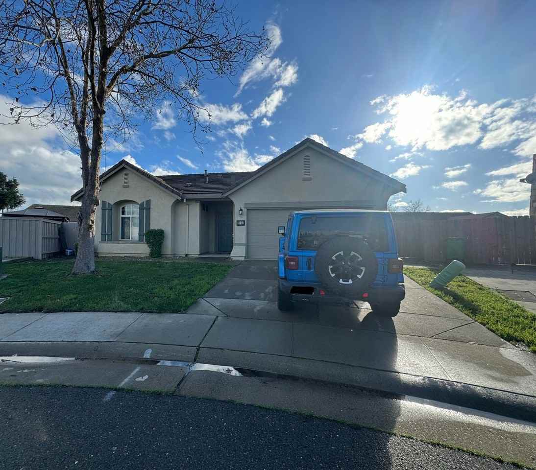 9961 Squirrelview Ct