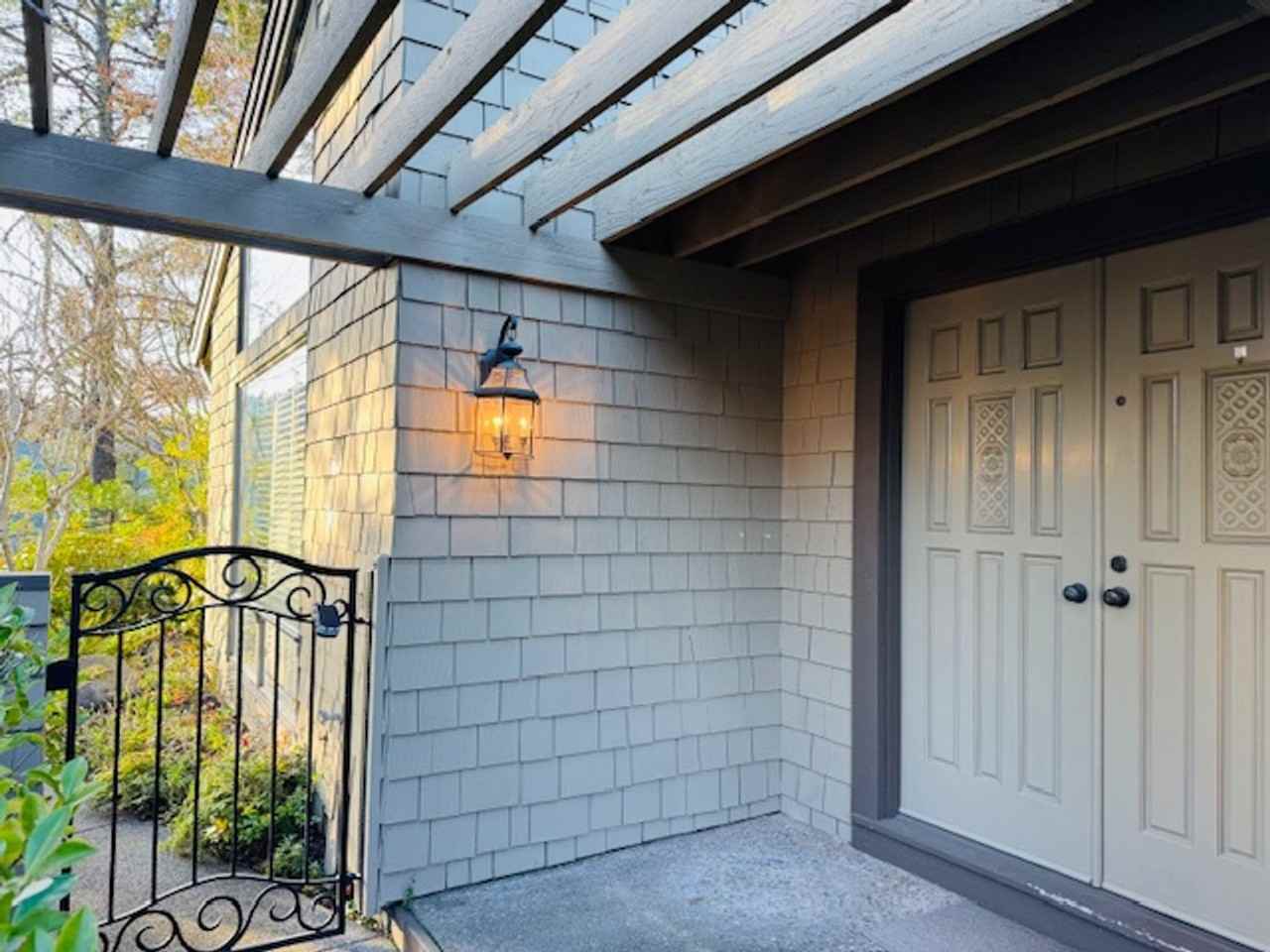 416 Ridge Gate Rd - Photo 4 of 28