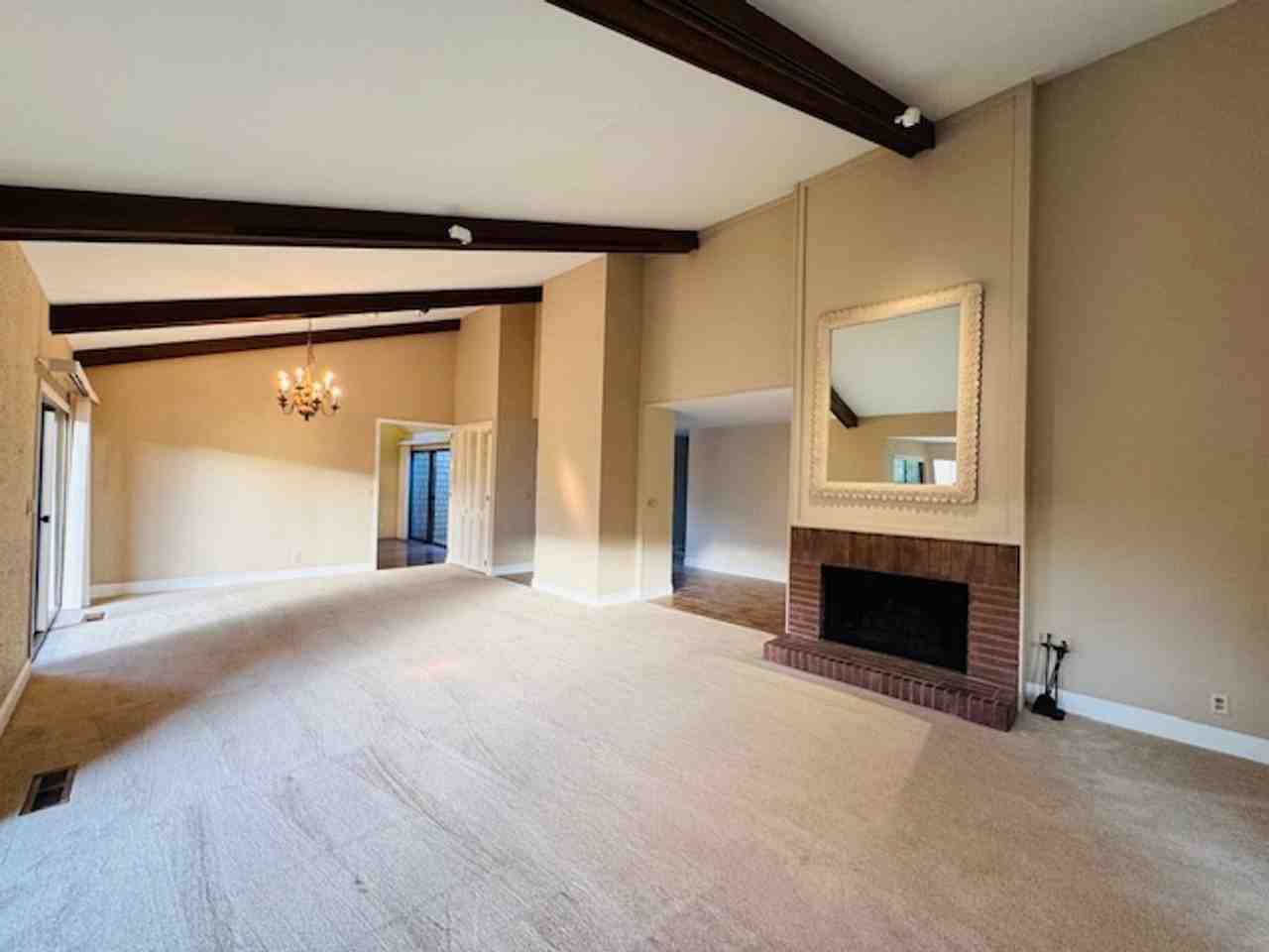 416 Ridge Gate Rd - Photo 5 of 28