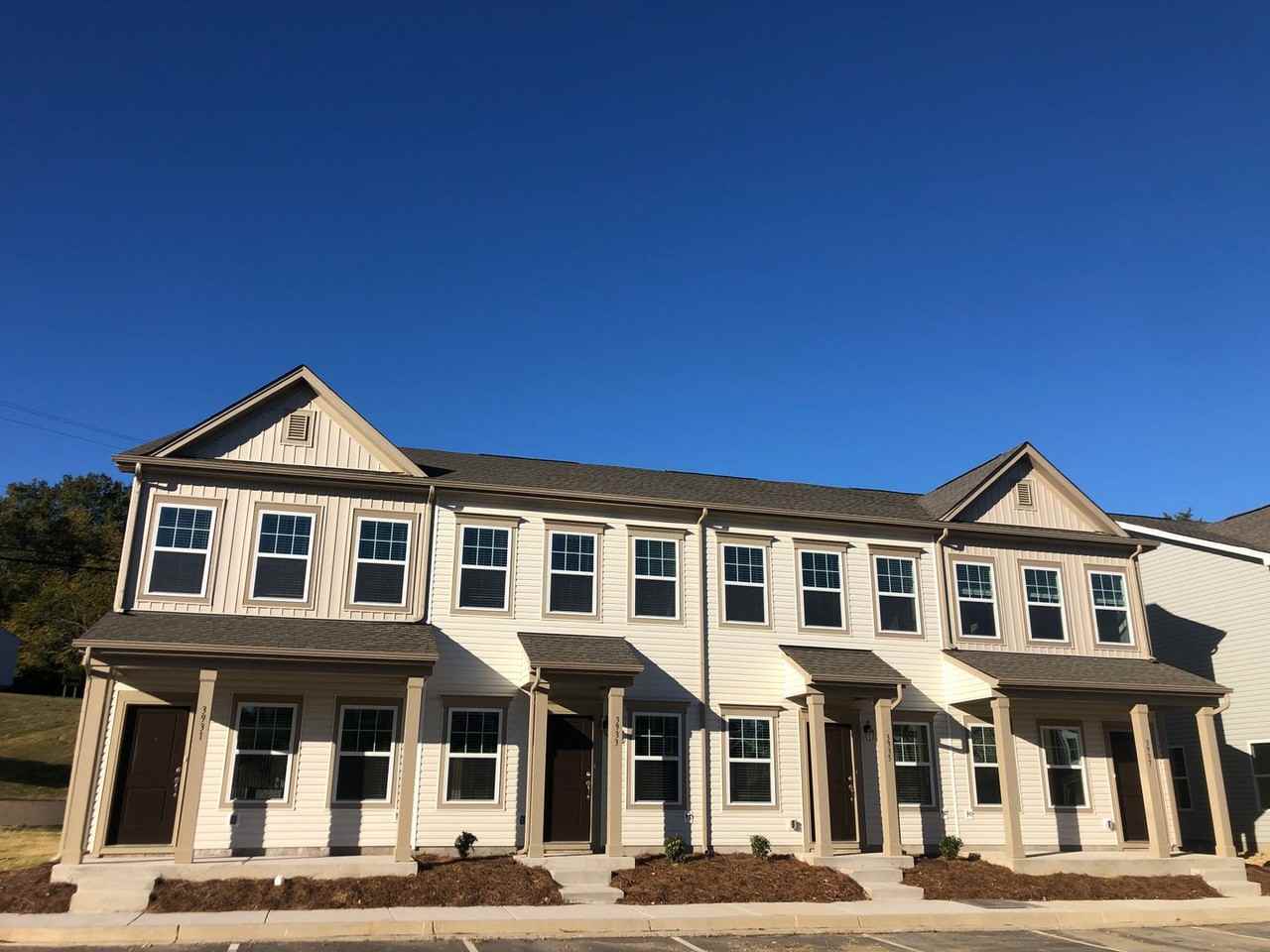 3933 Wagon Way - Photo 2 of 39