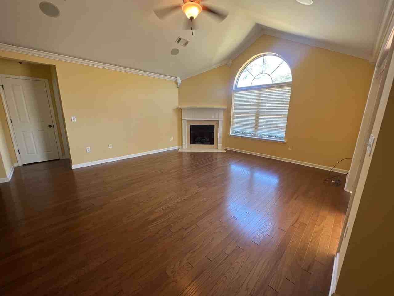 3110 Alumni Ln - Photo 3 of 15