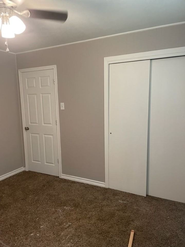 3623 Avenue E - Photo 5 of 29