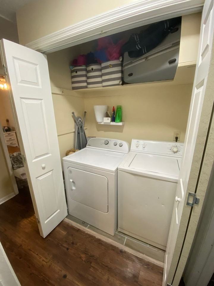 904 N College St Apt B - Photo 7 of 12