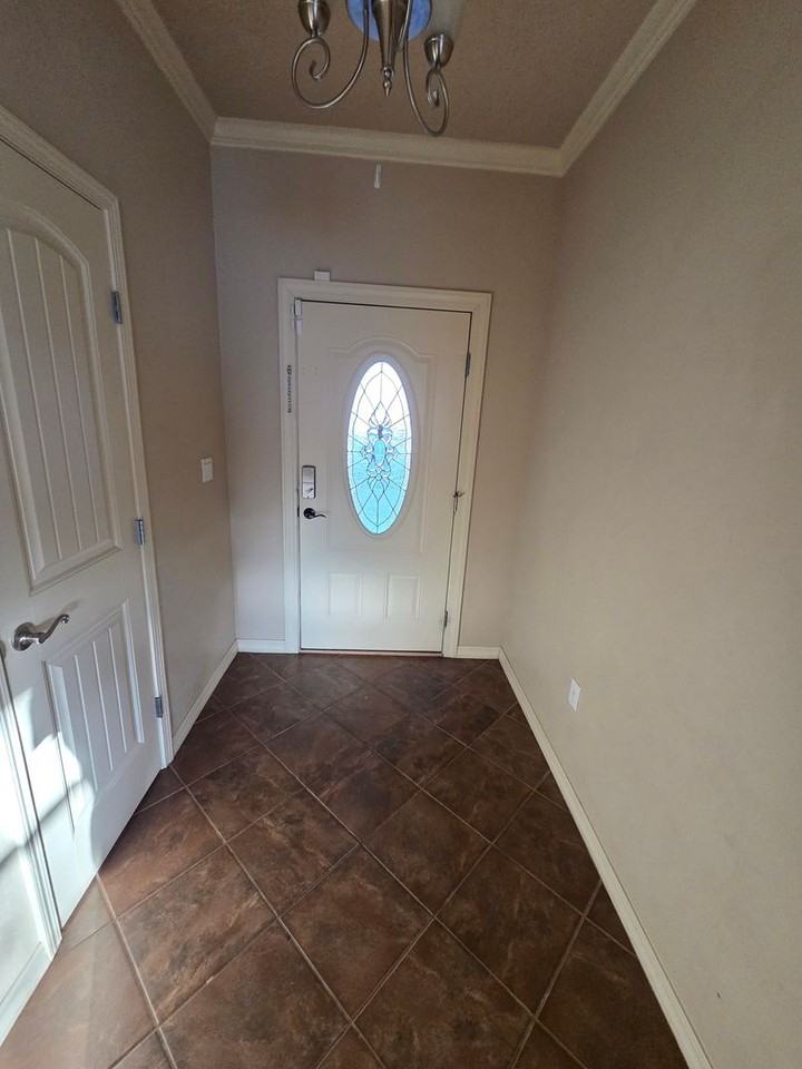 3916 Woodlark Rd - Photo 2 of 21