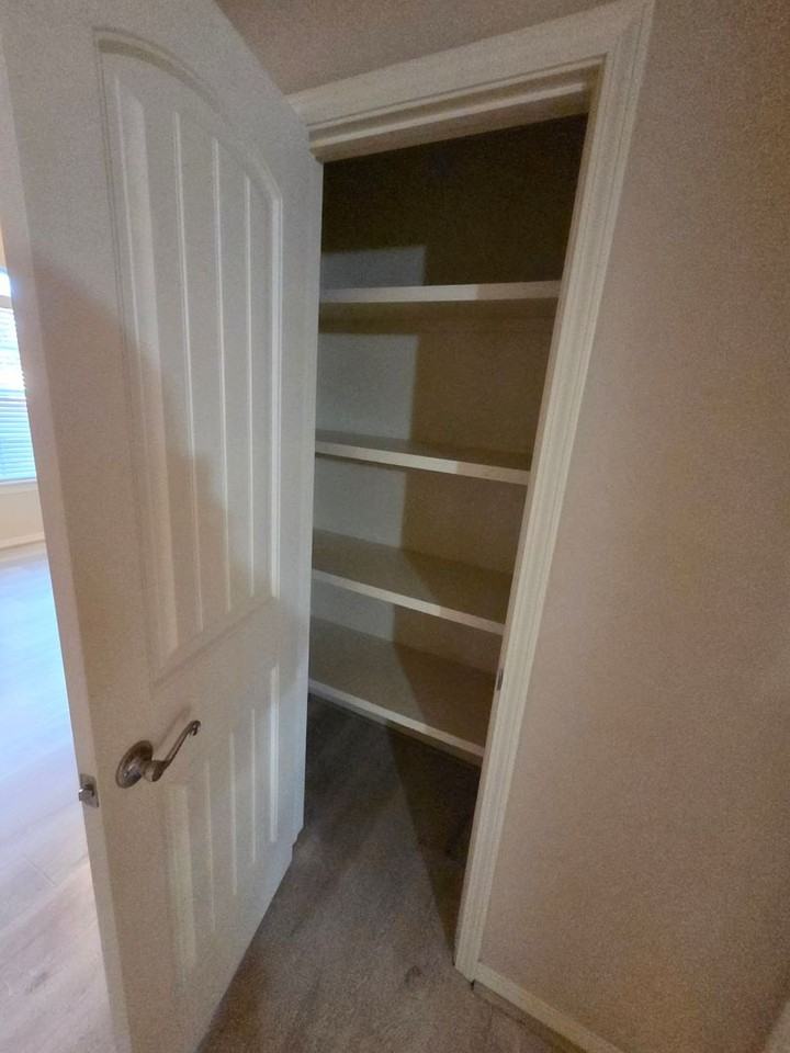 3916 Woodlark Rd - Photo 4 of 21