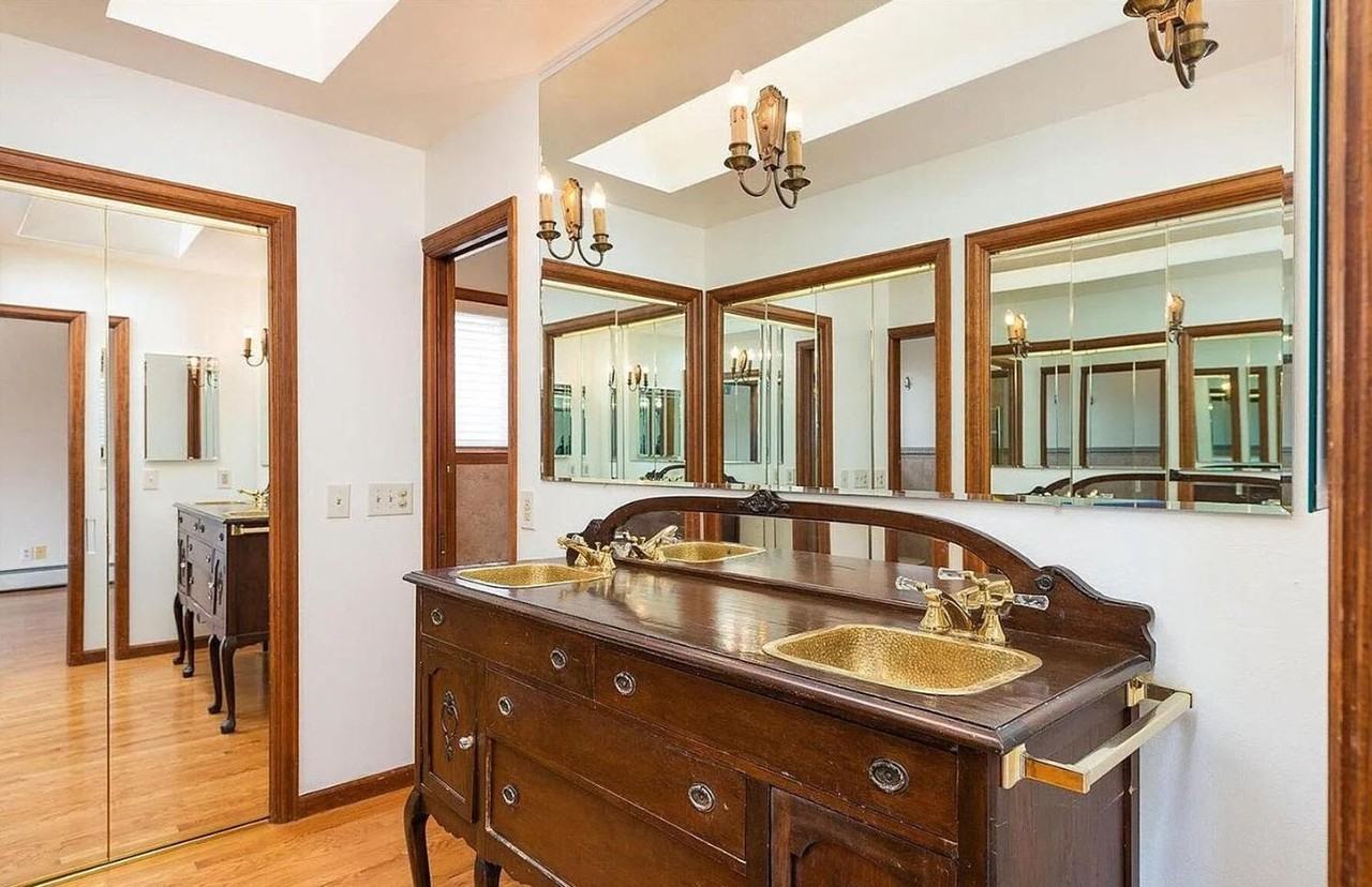 1601 S Franklin St - Photo 7 of 14