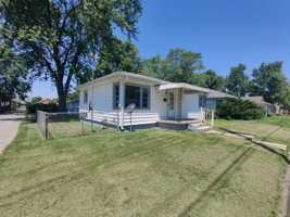 featured image of 1123 S Noble St