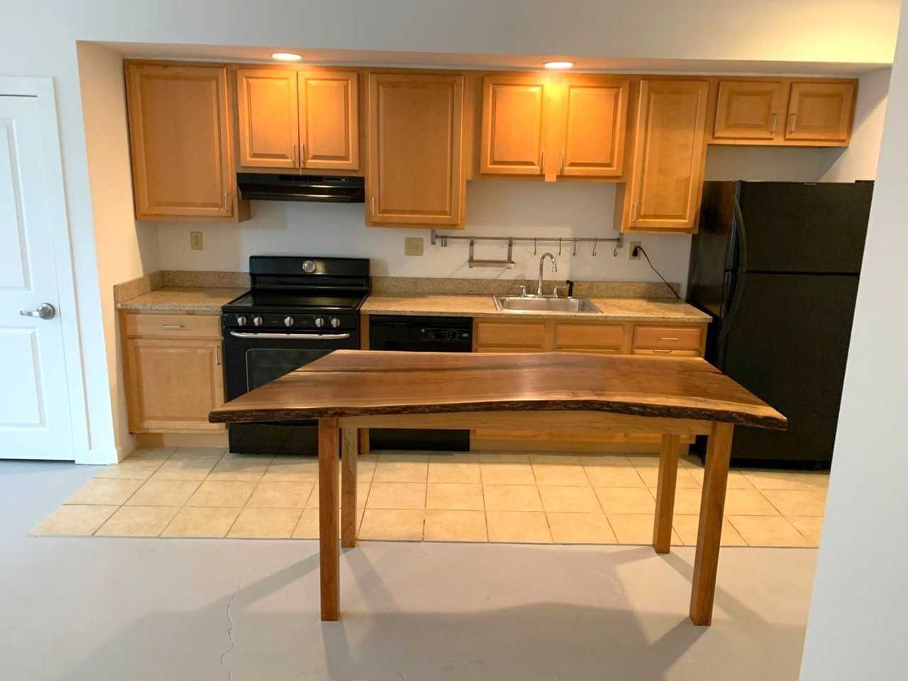 79 Washington St #301 - Photo 3 of 14