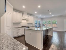 2637 Frazier Ave - Photo 1 of 1