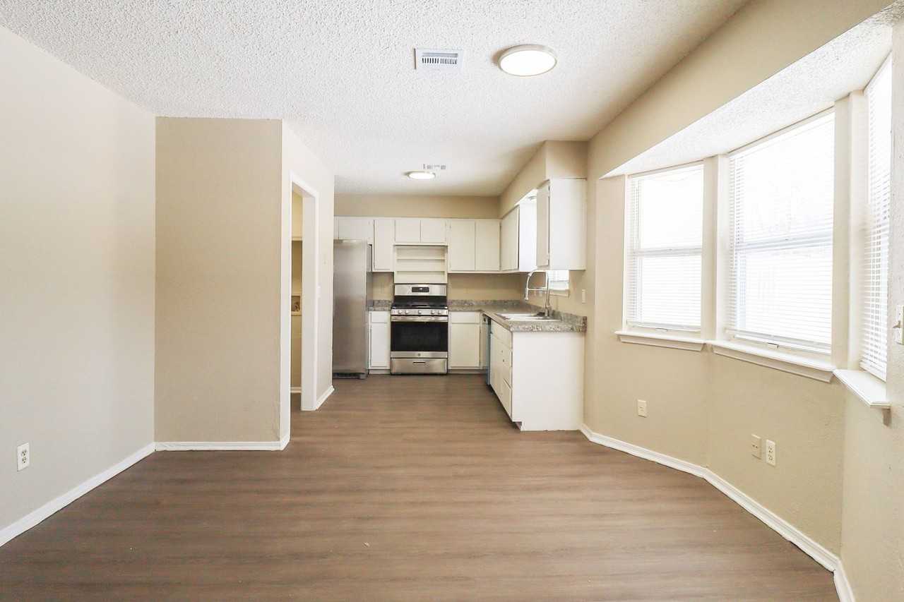 3447 S 151st East Ave - Photo 7 of 26